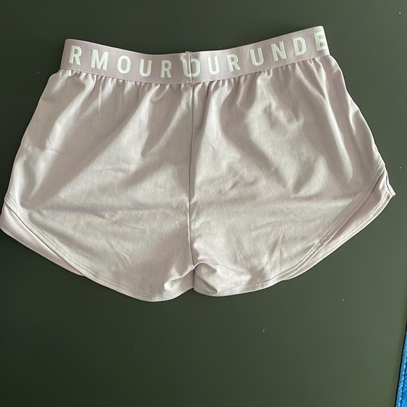UNDER ARMOUR shorts - Picture 4 of 4